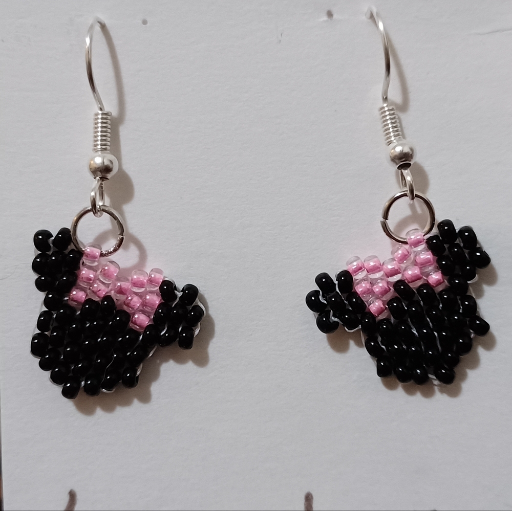 Flat beaded mini mouse earrings